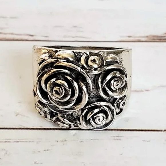 Jewelry - Rose Dome Ring